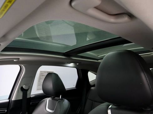 Certified 2024 Hyundai Tucson Limited FWD image 38