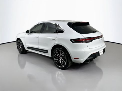 Certified 2026 Porsche Macan S AWD/4WD image 3