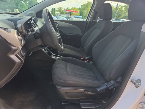 Used 2014 Chevrolet Sonic LT FWD image 16