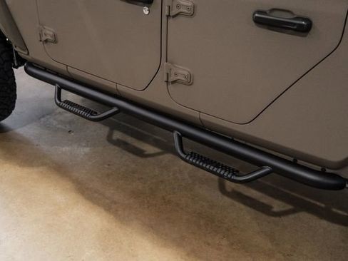 Used 2025 Jeep Gladiator Rubicon w/ Safety Group image 11