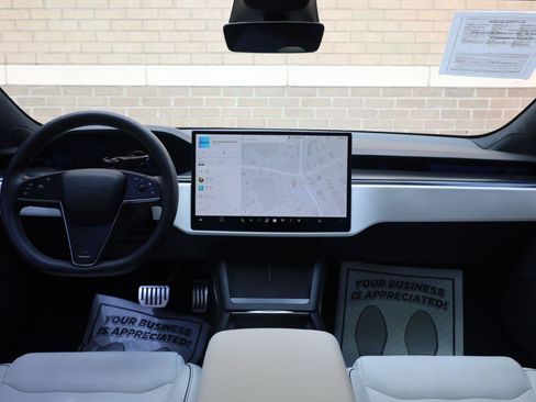 Used 2022 Tesla Model S Plaid AWD/4WD image 23