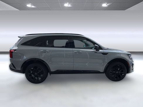 Used 2023 Kia Sorento SX AWD/4WD image 8