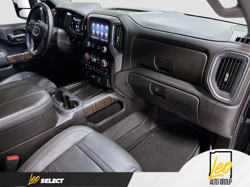 Used 2023 GMC Sierra 3500 Denali w/ Denali Ultimate Package AWD/4WD image 33