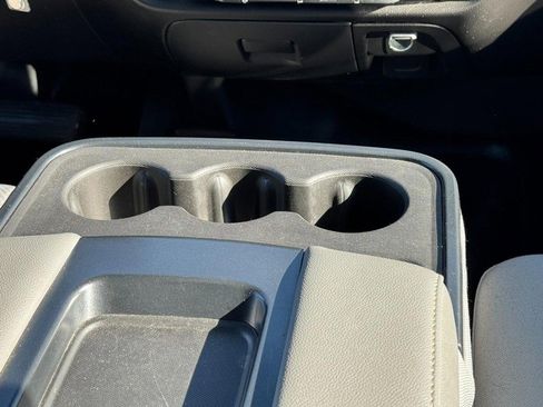 Used 2016 GMC Sierra 2500 4x4 Crew Cab w/ Sierra Convenience Package image 14