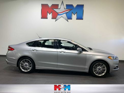 Used 2014 Ford Fusion SE w/ Equipment Group 202A image 1