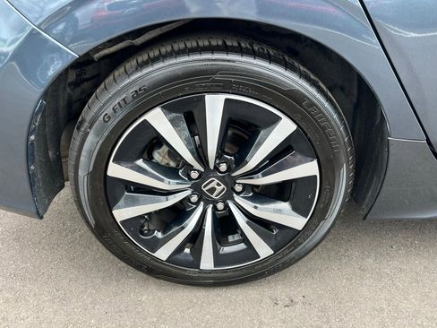 Used 2023 Honda Civic EX-L image 15