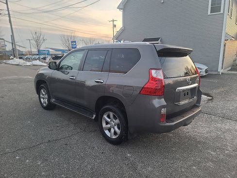 Used 2011 Lexus GX 460 w/ Comfort Plus Pkg AWD/4WD image 6