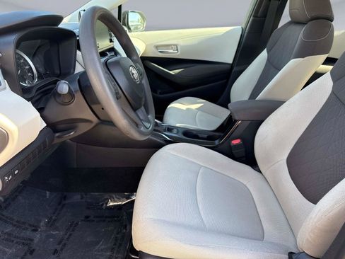 Used 2020 Toyota Corolla LE image 17
