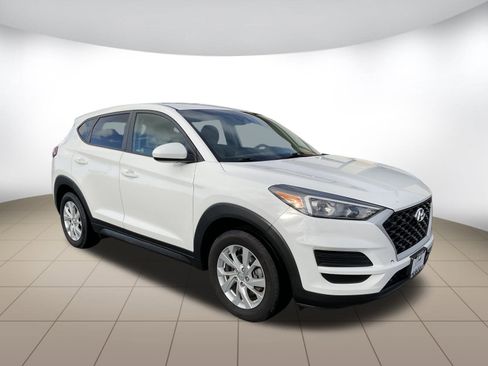 Used 2019 Hyundai Tucson SE image 1