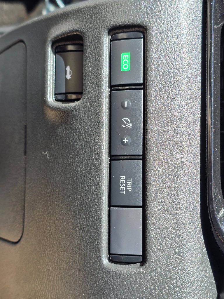 Used 2023 Nissan Sentra SV FWD image 27