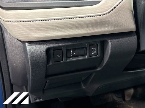 Used 2026 Subaru Forester Premium image 10