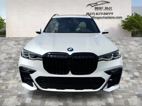 Used 2021 BMW X7 xDrive40i w/ M Sport Package AWD/4WD image 2