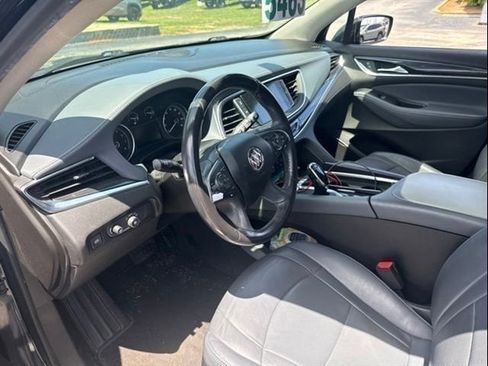 Used 2020 Buick Enclave Essence AWD/4WD image 21