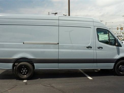 New 2024 Mercedes-Benz Sprinter 3500 image 8