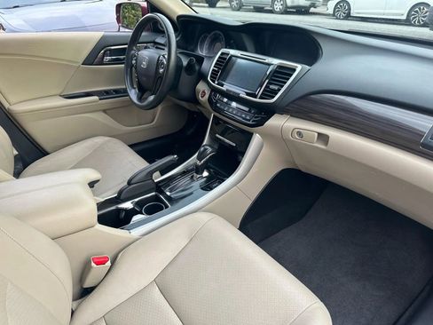 Used 2016 Honda Accord EX-L image 11