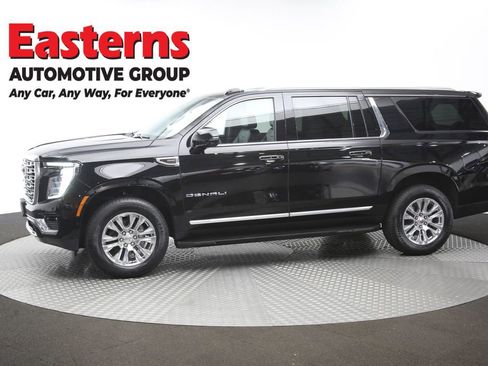 Used 2025 GMC Yukon XL Denali AWD/4WD image 63