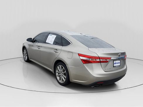 Used 2014 Toyota Avalon XLE Touring image 3