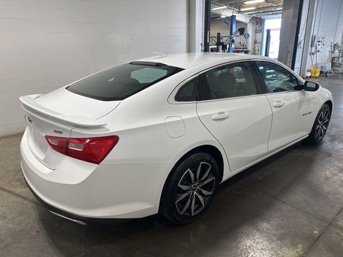 Used 2023 Chevrolet Malibu RS FWD image 4