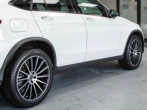 Used 2021 Mercedes-Benz GLC 300 4MATIC Coupe image 40