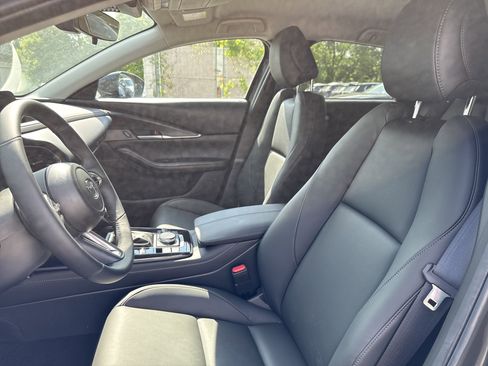 New 2025 MAZDA CX-30 AWD 2.5 S w/ Select Sport Pkg image 10