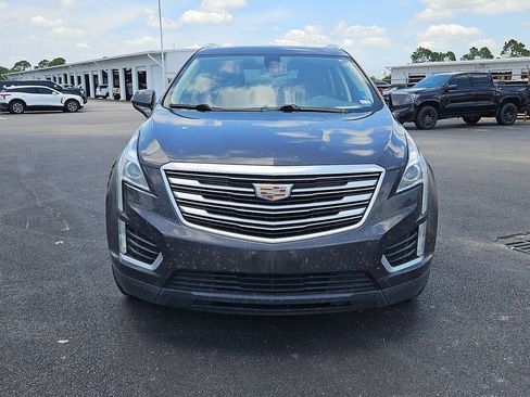 Certified 2017 Cadillac XT5 Luxury w/ Driver Awareness Package FWD image 9