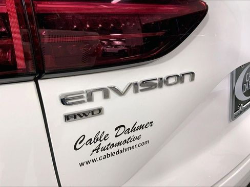 Used 2025 Buick Envision Preferred image 8