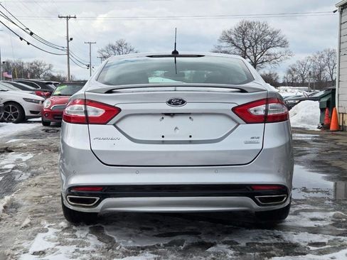 Used 2015 Ford Fusion SE w/ Equipment Group 201A FWD image 4