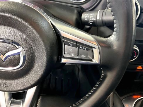 Used 2020 MAZDA MX-5 Miata RF Grand Touring RWD image 22