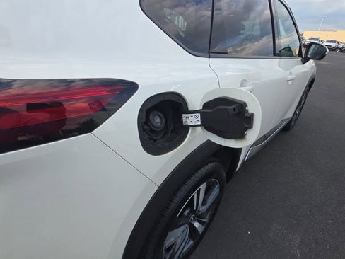 Used 2023 Nissan Rogue SL w/ SL Premium Package AWD/4WD image 10