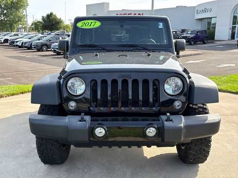 Used 2017 Jeep Wrangler Sport AWD/4WD image 6