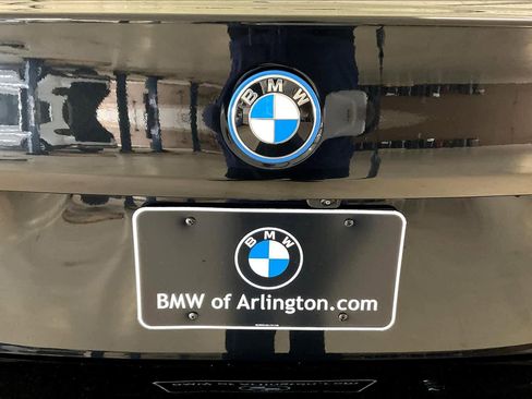 Used 2025 BMW i5 eDrive40i w/ Premium Package image 15