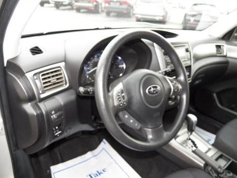 Used 2011 Subaru Forester 2.5X Premium w/ All-Weather Pkg image 11