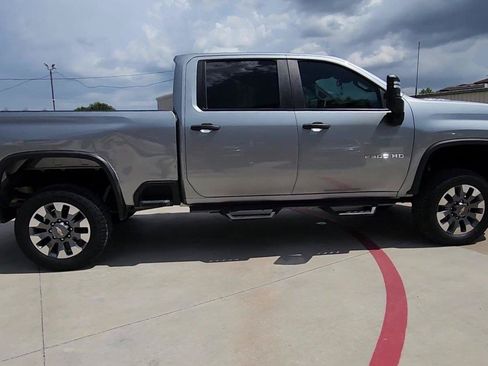 Certified 2025 Chevrolet Silverado 2500 Custom w/ Custom Value Package AWD/4WD image 9