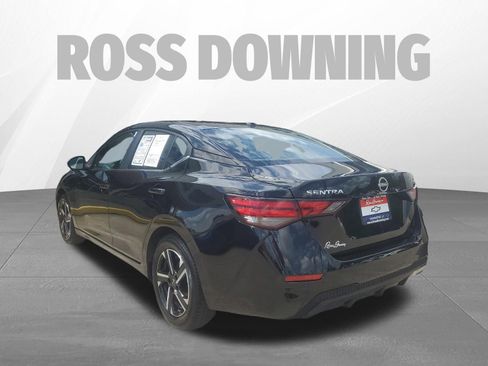 Used 2024 Nissan Sentra SV FWD image 6