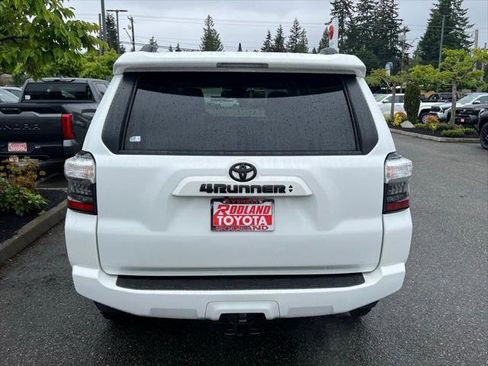 Certified 2023 Toyota 4Runner SR5 Premium w/ Moonroof Package AWD/4WD image 8