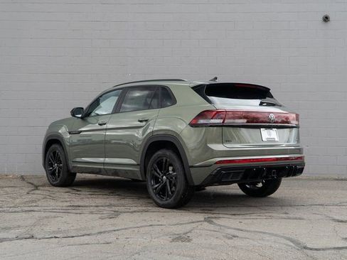 New 2026 Volkswagen Atlas Cross Sport SEL R-Line image 4