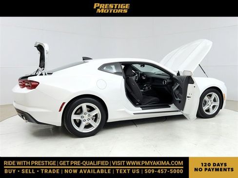 Used 2023 Chevrolet Camaro LT image 12