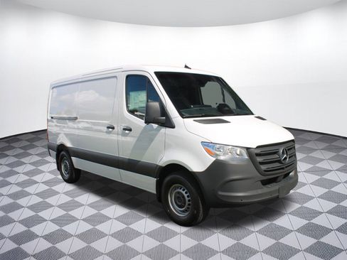 New 2026 Mercedes-Benz Sprinter 2500 image 7