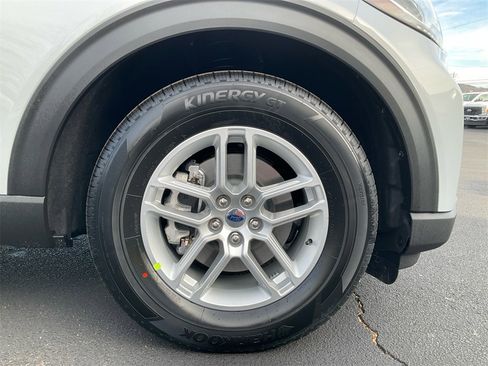 New 2026 Ford Explorer Active w/ Active Comfort Package image 10