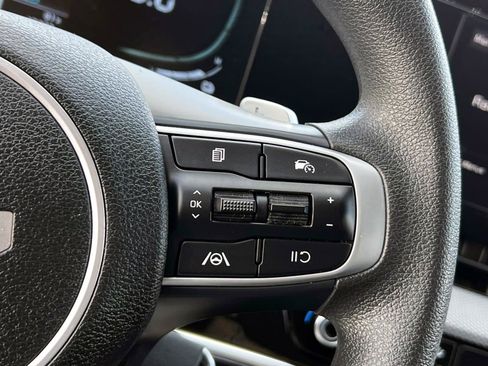 Used 2023 Kia Sportage LX AWD/4WD image 19