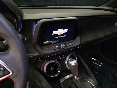 Used 2021 Chevrolet Camaro ZL1 RWD image 26