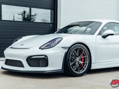 Used 2016 Porsche Cayman GT4 image 58
