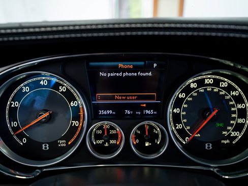 Used 2015 Bentley Flying Spur V8 AWD/4WD image 32