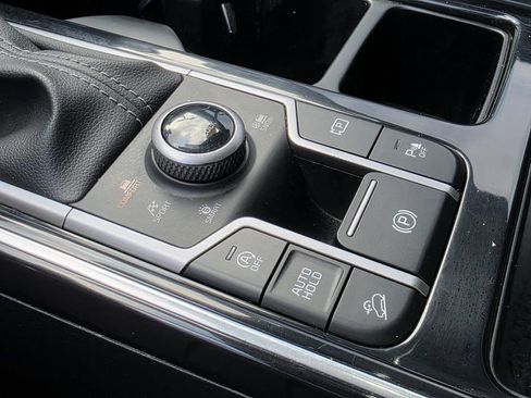 Used 2023 Kia Sorento SX AWD/4WD image 27