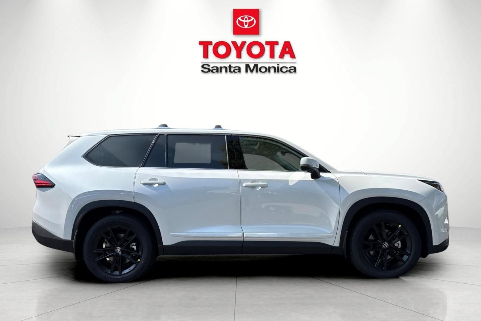 New 2026 Toyota Grand Highlander AWD Hybrid image 2