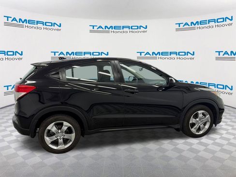 Used 2022 Honda HR-V LX image 6