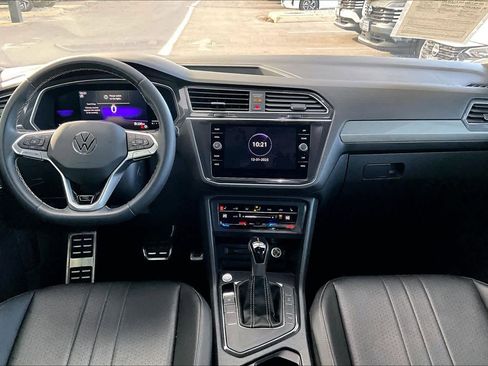 Used 2023 Volkswagen Tiguan SE R-Line image 14