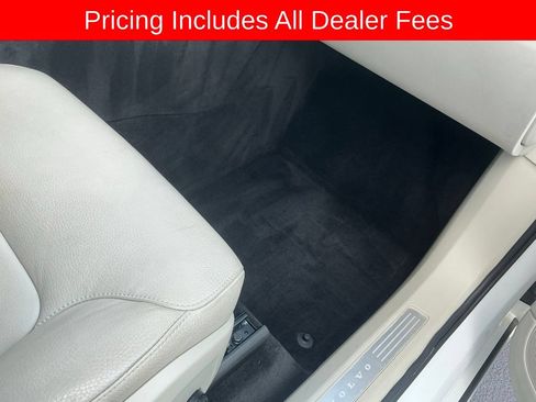 Used 2022 Volvo XC90 T6 Momentum AWD/4WD image 21