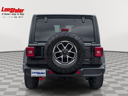 Used 2024 Jeep Wrangler Unlimited Rubicon image 4