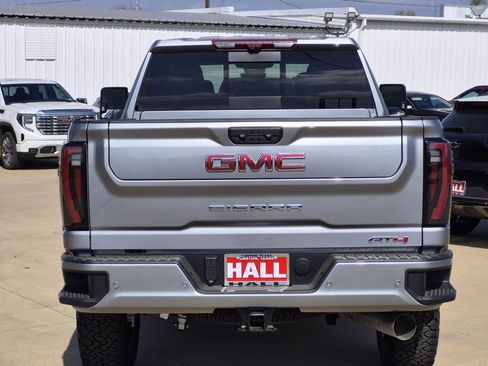 New 2026 GMC Sierra 2500 AT4 w/ AT4 Premium Plus Package AWD/4WD image 4